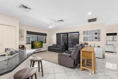 Duplex/Semi-detached For Sale - QLD - Rosenthal Heights - 4370 - Comfort, Convenience & Low-Maintenance Living  (Image 2)