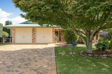House For Sale - QLD - Middle Ridge - 4350 - Prime Middle Ridge Living – Space, Comfort & Lifestyle Appeal  (Image 2)