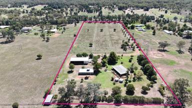 House For Sale - NSW - Narrabri - 2390 - LIFESTYLE, SPACE & SHEDS - THE COMPLETE PACKAGE  (Image 2)