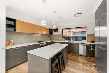 House For Sale - WA - Booragoon - 6154 - QUINTESENTIAL BOORAGOON RENOVATED FAMILY HOME  (Image 2)