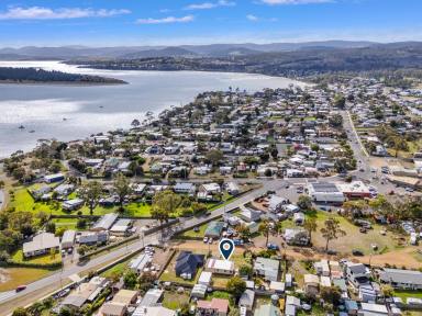 House For Sale - TAS - Dodges Ferry - 7173 - Relaxed Living Just Moments from the Beach  (Image 2)