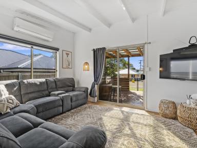 House For Sale - TAS - Dodges Ferry - 7173 - Relaxed Living Just Moments from the Beach  (Image 2)