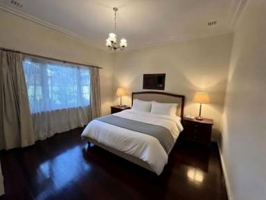 House For Lease - WA - Applecross - 6153 - 5-Bedroom Family Residence  (Image 2)