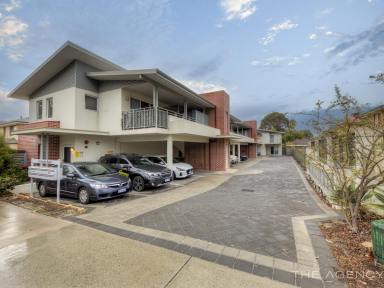 Unit For Sale - WA - Redcliffe - 6104 - NEST OR INVEST  (Image 2)