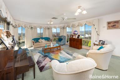 House For Sale - NSW - Kooringal - 2650 - Live Large with Views to Match  (Image 2)