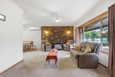 House For Sale - VIC - Golden Square - 3555 - Comfortable Living with Space and Convenience  (Image 2)