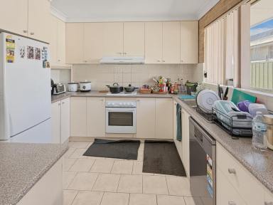 Unit For Sale - NSW - Leeton - 2705 - LOOKING TO INVEST  (Image 2)