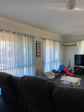 Villa For Lease - NSW - West Wyalong - 2671 - Gorgeous 3 bedroom unit in the heart of Wynyard  (Image 2)