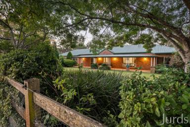 Lifestyle For Sale - NSW - Quorrobolong - 2325 - Water Views  (Image 2)