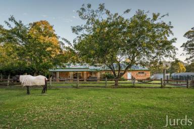 Lifestyle For Sale - NSW - Quorrobolong - 2325 - Water Views  (Image 2)