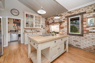 House For Sale - VIC - Wannon - 3301 - A Picturesque Setting  (Image 2)