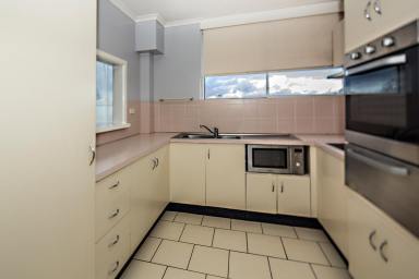 Unit For Lease - NSW - Wollongong - 2500 - Beach side Location!  (Image 2)