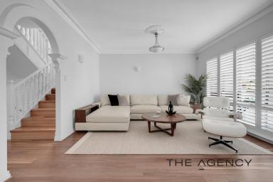 Townhouse For Sale - WA - West Leederville - 6007 - Sophisticated Tri-Level Living near Lake Monger  (Image 2)
