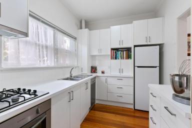 Villa For Sale - VIC - Caulfield North - 3161 - Prime Location Meets Tranquil Sanctuary In Caulfield North  (Image 2)