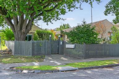 Villa For Sale - VIC - Caulfield North - 3161 - Prime Location Meets Tranquil Sanctuary In Caulfield North  (Image 2)