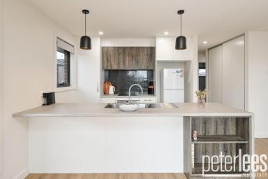 Unit For Sale - TAS - Beauty Point - 7270 - Where Modern Design Meets Everyday Ease  (Image 2)