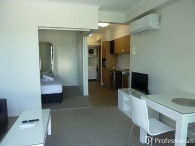 Apartment For Sale - QLD - Mackay - 4740 - Dual-Key Unit!  (Image 2)