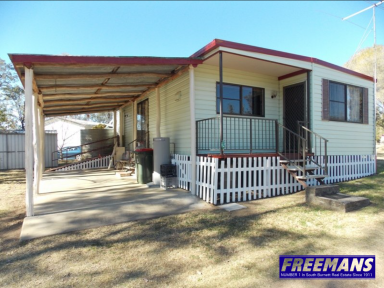 House For Lease - QLD - Nanango - 4615 - Cosy 2 bedroom with double garage  (Image 2)