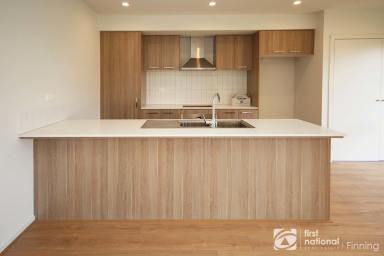 House For Lease - VIC - Clyde - 3978 - Near new townhouse  (Image 2)