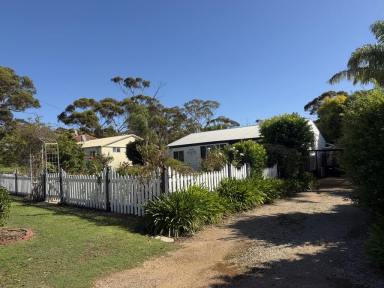 House For Lease - WA - Ravensthorpe - 6346 - Excellent house for reasonable rent  (Image 2)