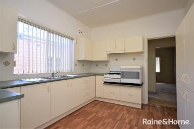 House For Lease - NSW - Nowra - 2541 - Great Location, Opposite Showground  (Image 2)