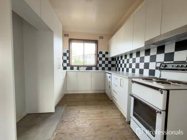 House For Lease - NSW - South Tamworth - 2340 - 39 Hillvue Road, South Tamworth  (Image 2)