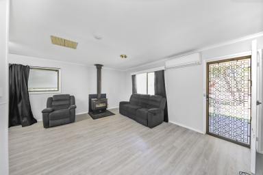 House For Sale - NSW - Brungle - 2722 - Idyllic Country Living!  (Image 2)