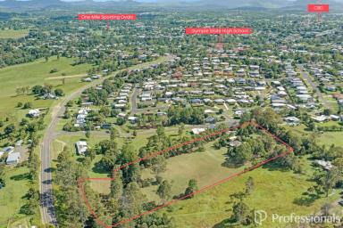 House For Sale - QLD - Victory Heights - 4570 - 5 ACRE RESIDENTIAL SUBDIVISION OPPORTUNITY WITH ESTABLISHED DWELLING!  (Image 2)