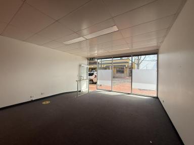 Office(s) For Sale - VIC - Hamilton - 3300 - Commercial property on Gray Street  (Image 2)