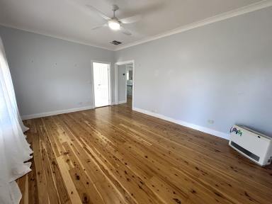 House For Lease - NSW - Tamworth - 2340 - Spacious Family Home with Large Shed  (Image 2)