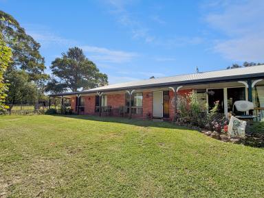 House For Sale - NSW - Kyogle - 2474 - NOW THIS ONE TICK'S ALL THE BOXES  (Image 2)