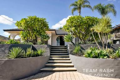 House For Sale - WA - Warwick - 6024 - Where Lifestyle, Space & Convenience Come Together  (Image 2)