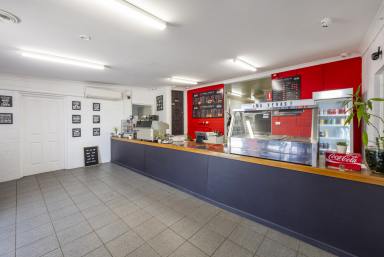 Retail For Lease - NSW - Clarenza - 2460 - TRUCK STOP RESTAURANT SPACE + RESIDENCE  (Image 2)