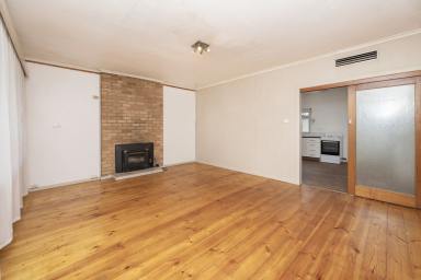 House For Sale - VIC - Swan Hill - 3585 - Four-Bedroom Family Home - Excellent Investment Opportunity  (Image 2)