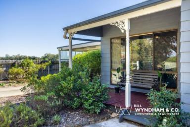 House For Sale - VIC - Calulu - 3875 - The Blue Farmhouse  (Image 2)