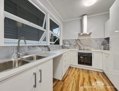 House For Sale - QLD - Mareeba - 4880 - BALANCED APPEAL - HOME AND POTENTIAL  (Image 2)