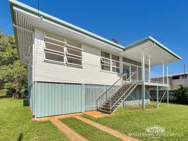 House For Sale - QLD - Mareeba - 4880 - BALANCED APPEAL - HOME AND POTENTIAL  (Image 2)
