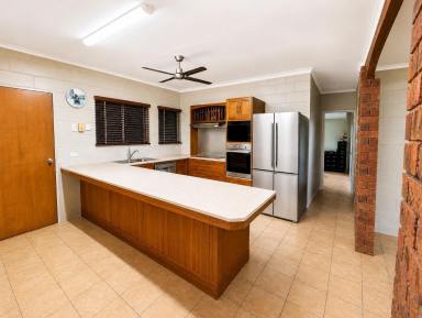 House For Sale - QLD - Merryburn - 4854 - Private Place Merryburn  (Image 2)