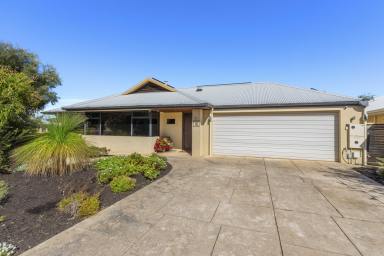 House For Sale - WA - Lakelands - 6180 - Bespoke Family Living with Intelligent Design & Exceptional Efficiency  (Image 2)