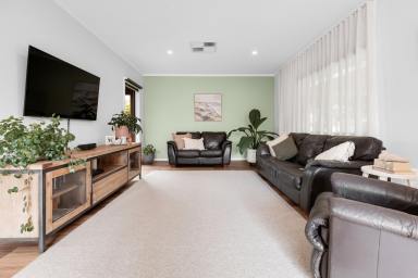House For Sale - VIC - Mildura - 3500 - Style, Space and Serenity in a Tightly Held Court  (Image 2)