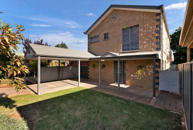 House For Sale - VIC - Mildura - 3500 - Contemporary Living in a Prime Mildura Position  (Image 2)