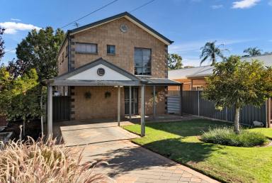 House For Sale - VIC - Mildura - 3500 - Contemporary Living in a Prime Mildura Position  (Image 2)