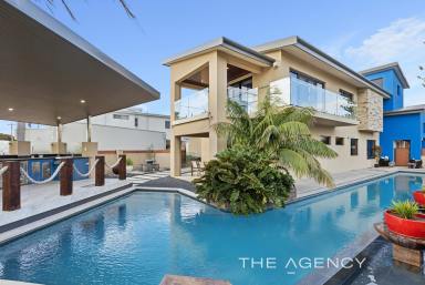 House For Sale - WA - Mullaloo - 6027 - LUXURIOUS MULLALOO MASTERPIECE - OVER 570SQM OF OPULENT COASTAL LIVING!  (Image 2)