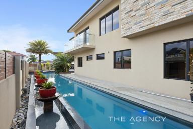 House For Sale - WA - Mullaloo - 6027 - LUXURIOUS MULLALOO MASTERPIECE - OVER 570SQM OF OPULENT COASTAL LIVING!  (Image 2)