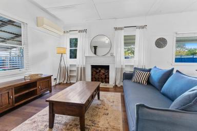 House For Sale - NSW - Mudgee - 2850 - COTTAGE CHARM, MODERN COMFORT  (Image 2)