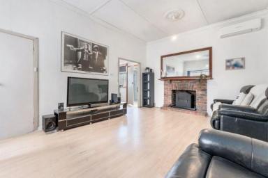 House For Sale - VIC - Seaford - 3198 - Rare Beachside Opportunity: Subdivide (STCA), Develop - Live in - Invest-Build Your Dream Home  (Image 2)