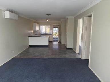 House For Lease - NSW - Tamworth - 2340 - Neat & Tidy Unit in South Tamworth  (Image 2)