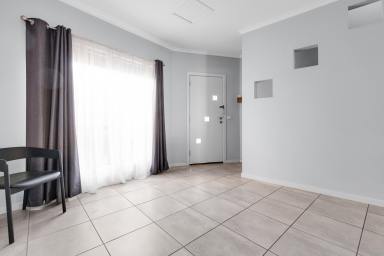 House For Sale - VIC - Mildura - 3500 - Amazing Dwelling with CBD Location.  (Image 2)