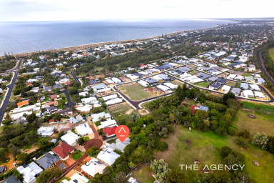 House For Sale - WA - Geographe - 6280 - Coastal Living in Quiet Cul-de-Sac  (Image 2)