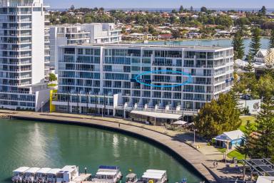 Apartment For Sale - WA - Mandurah - 6210 - FRONT ROW MANDURAH MARINA  (Image 2)